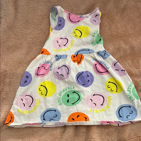H&M Kids Dresses - Rainbow, Butterfly, and Smiley Faces - Picture 4 of 10